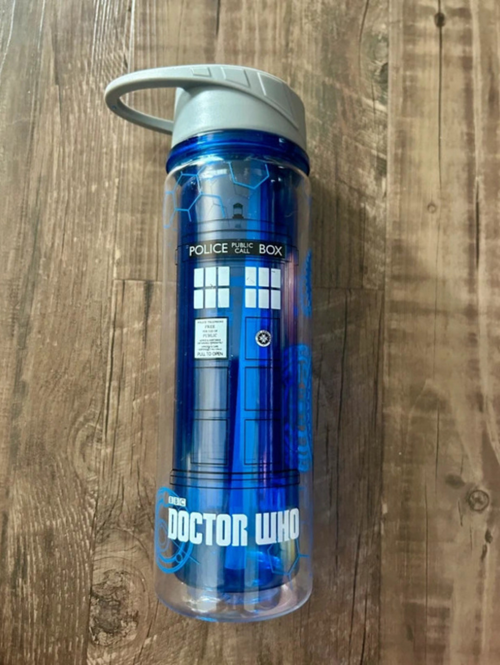 Vandor Doctor Who Tritan 18 oz Water Bottle